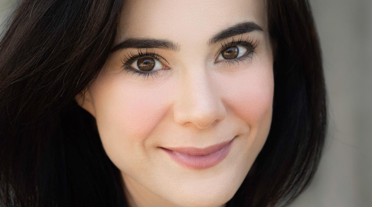 Laura Odeh Headshot